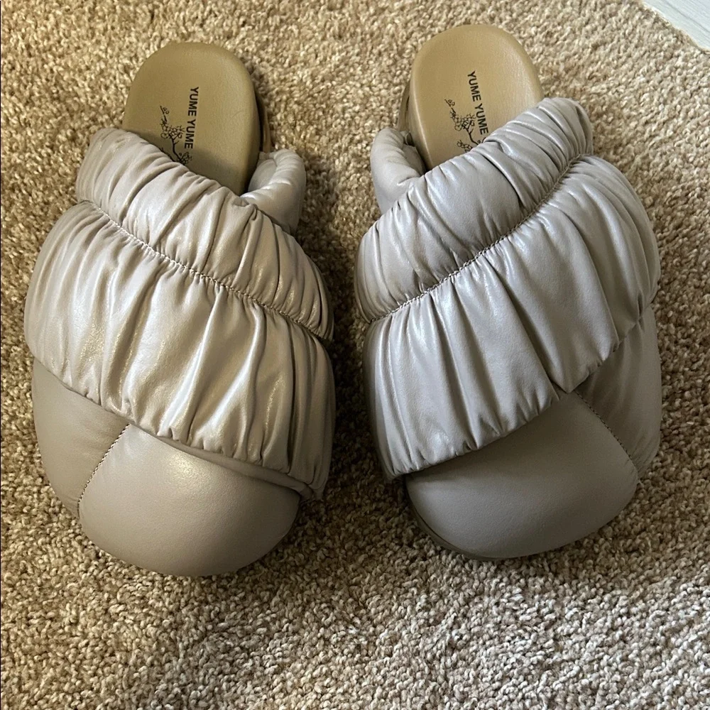 Yume Yume | Women's Taupe Quilted Slip-On Shoes | size 40 - Picture 3 of 16